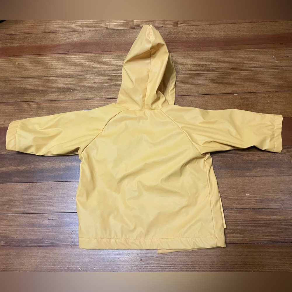 Hatley Yellow Hooded Raincoat Size 12-18 Months - Picture 12 of 16